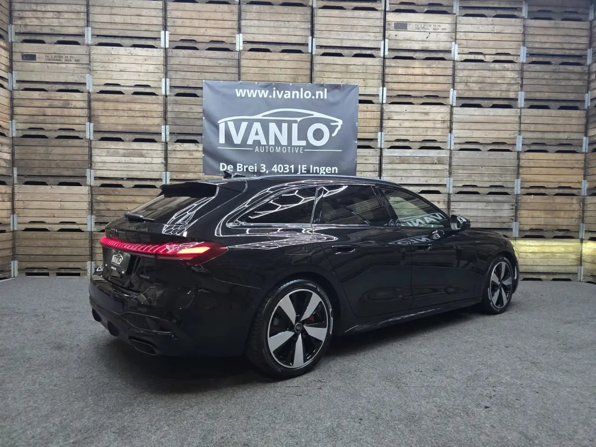 Avant 2.0 quattro S edition Competition Pano Bijrijders display Trekhaak 19"LM