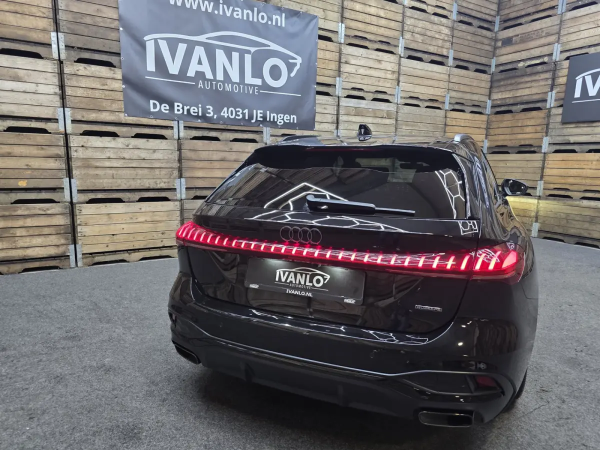 Avant 2.0 quattro S edition Competition Pano Bijrijders display Trekhaak 19"LM