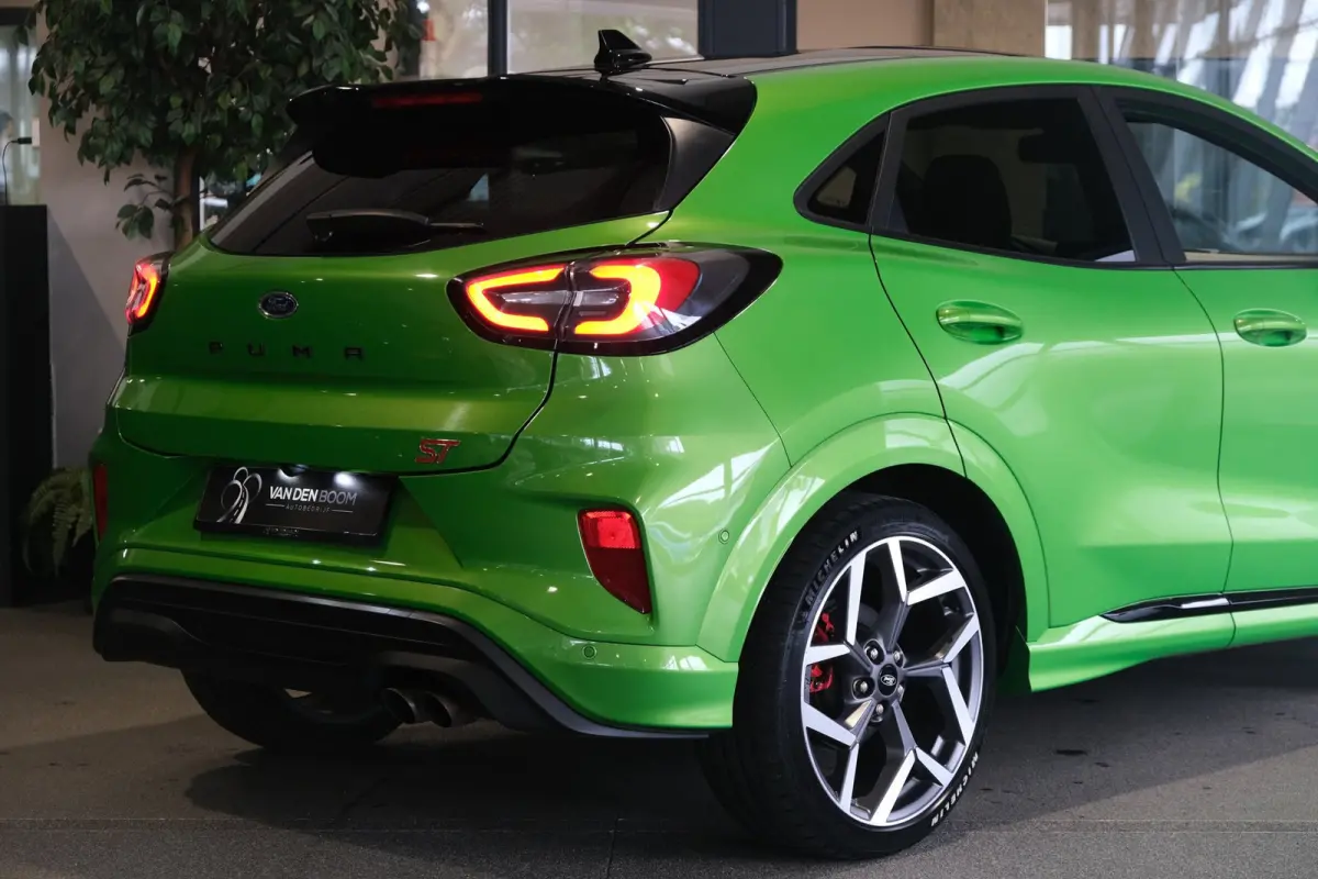 1.5 EcoBoost ST-X PERFORMANCE Navi Trek Cam B&O Leder