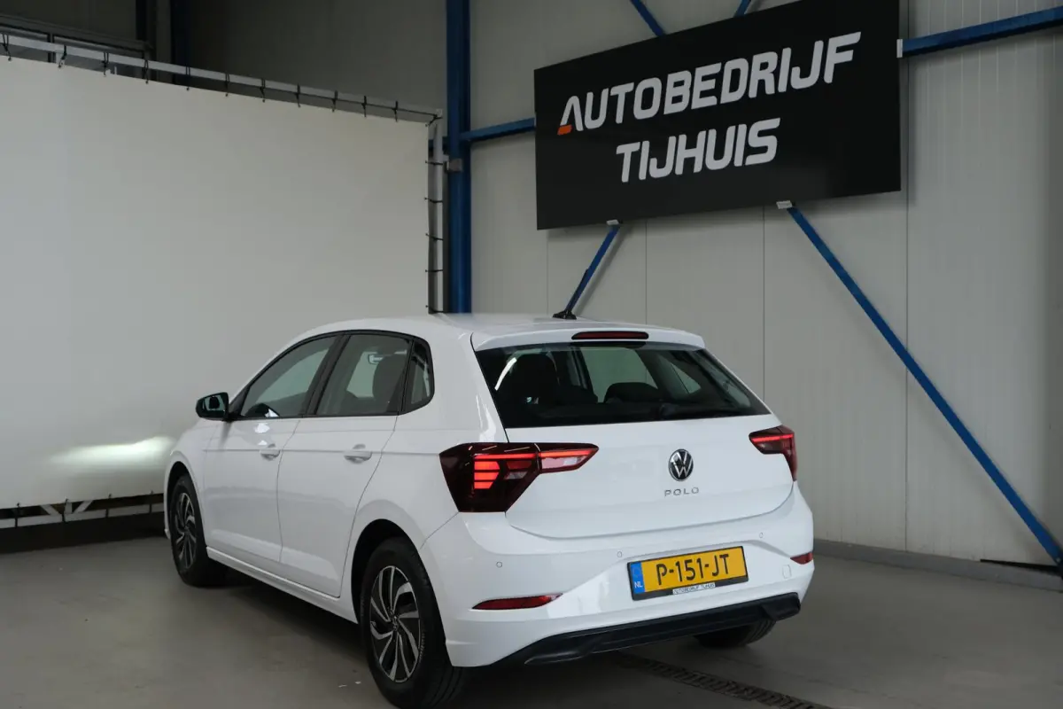 1.0 TSI Life Automaat - N.A.P. Airco, Cruise, Navi, PDC, Carplay, Virtual display.