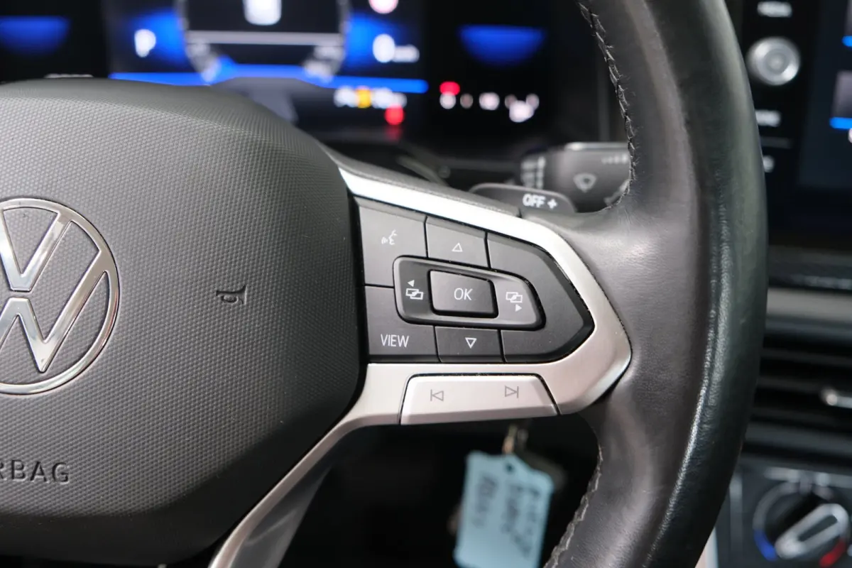 1.0 TSI Life Automaat - N.A.P. Airco, Cruise, Navi, PDC, Carplay, Virtual display.