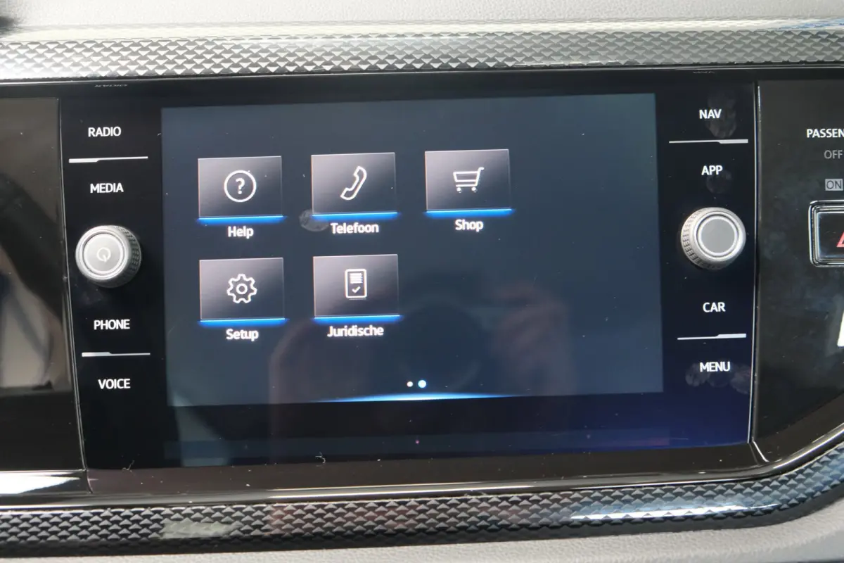 1.0 TSI Life Automaat - N.A.P. Airco, Cruise, Navi, PDC, Carplay, Virtual display.