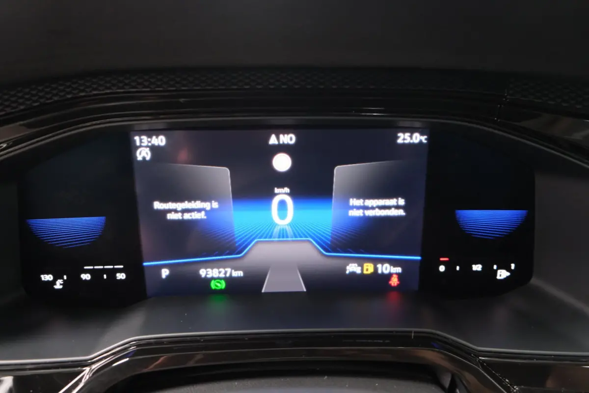 1.0 TSI Life Automaat - N.A.P. Airco, Cruise, Navi, PDC, Carplay, Virtual display.