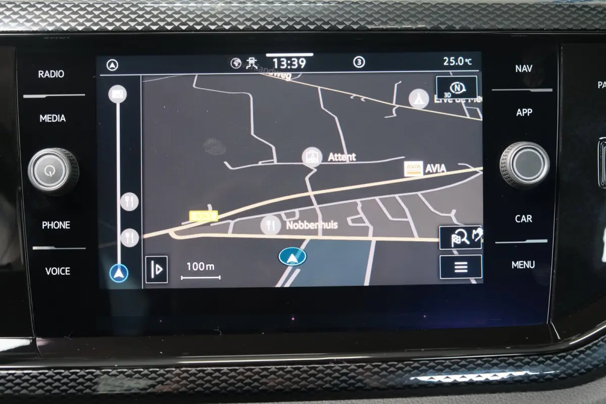 1.0 TSI Life Automaat - N.A.P. Airco, Cruise, Navi, PDC, Carplay, Virtual display.