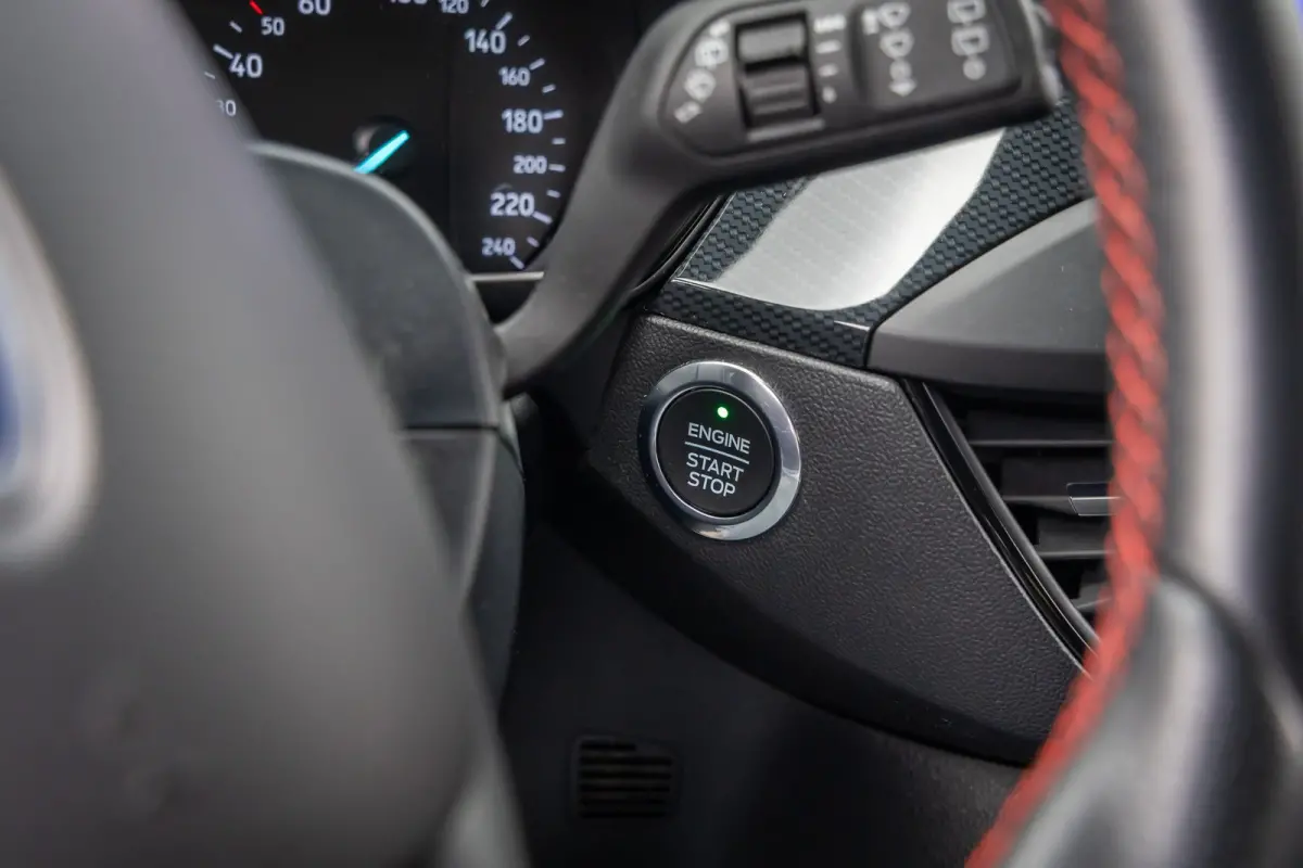 1.0 EcoBoost ST Line Business | Trekhaak | Apple Carplay/Android Auto | Parkeersensoren Voor/Achter | Lane Asist | | Apple Carplay/Android Auto|telefoonintegratie premium | Parkeersensor ach