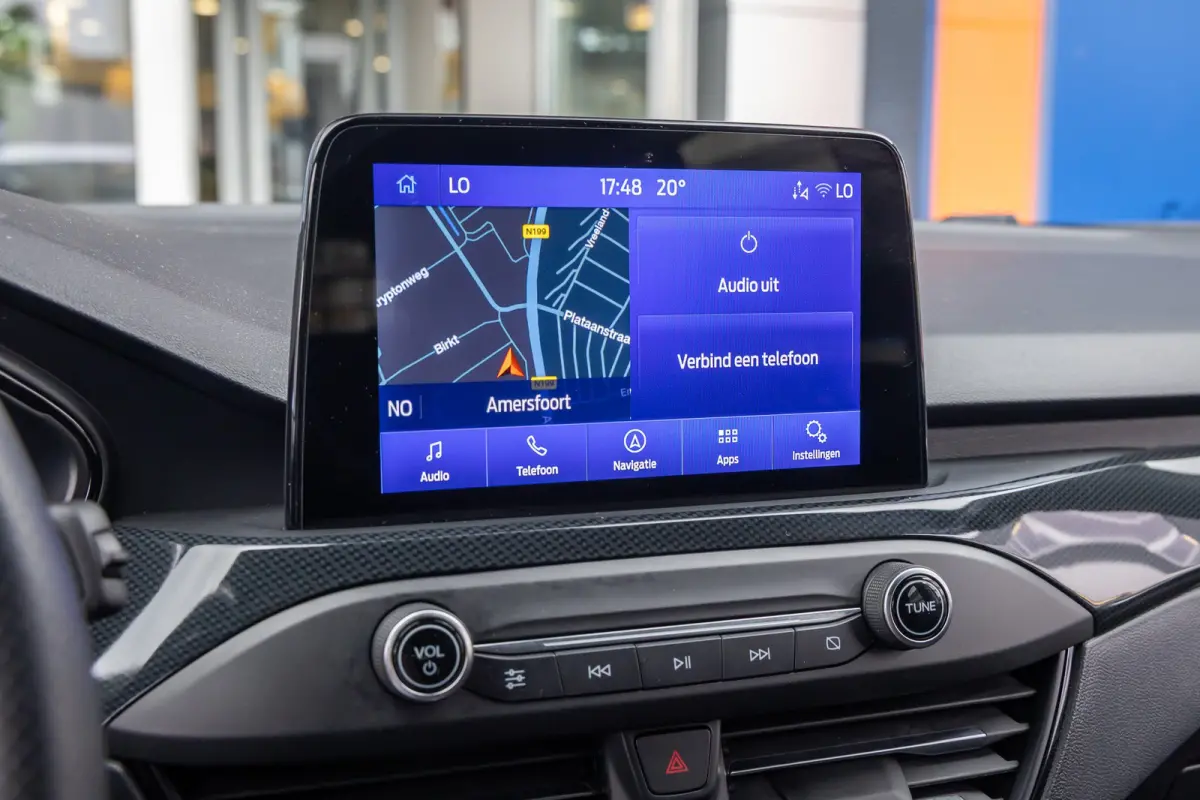 1.0 EcoBoost ST Line Business | Trekhaak | Apple Carplay/Android Auto | Parkeersensoren Voor/Achter | Lane Asist | | Apple Carplay/Android Auto|telefoonintegratie premium | Parkeersensor ach
