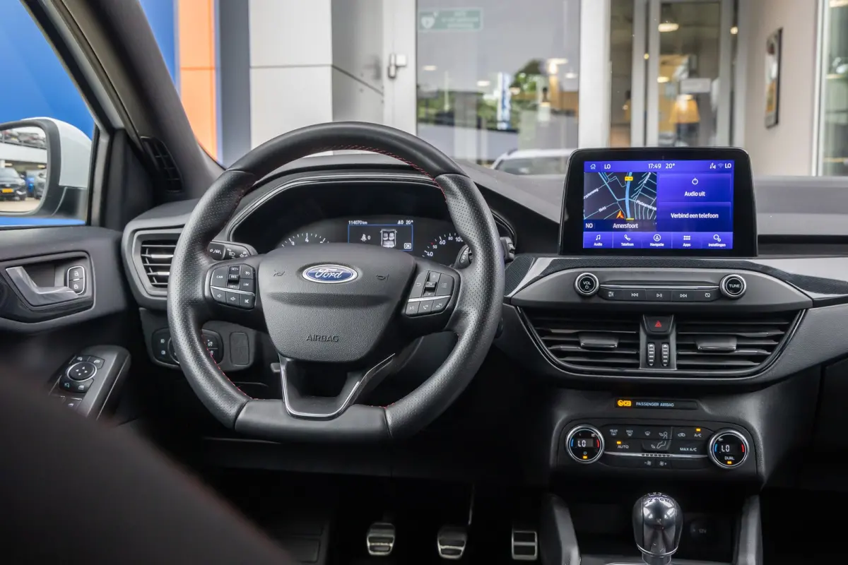 1.0 EcoBoost ST Line Business | Trekhaak | Apple Carplay/Android Auto | Parkeersensoren Voor/Achter | Lane Asist | | Apple Carplay/Android Auto|telefoonintegratie premium | Parkeersensor ach