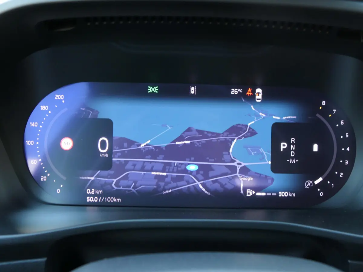 2.0 B3 Plus Black | Harman/Kardon | Memory | Stoel/stuurverwarming | Apple-/Android Carplay | 20 inch zwarte velgen | Draadloze telefoon oplader | Google | BLIS | ACC