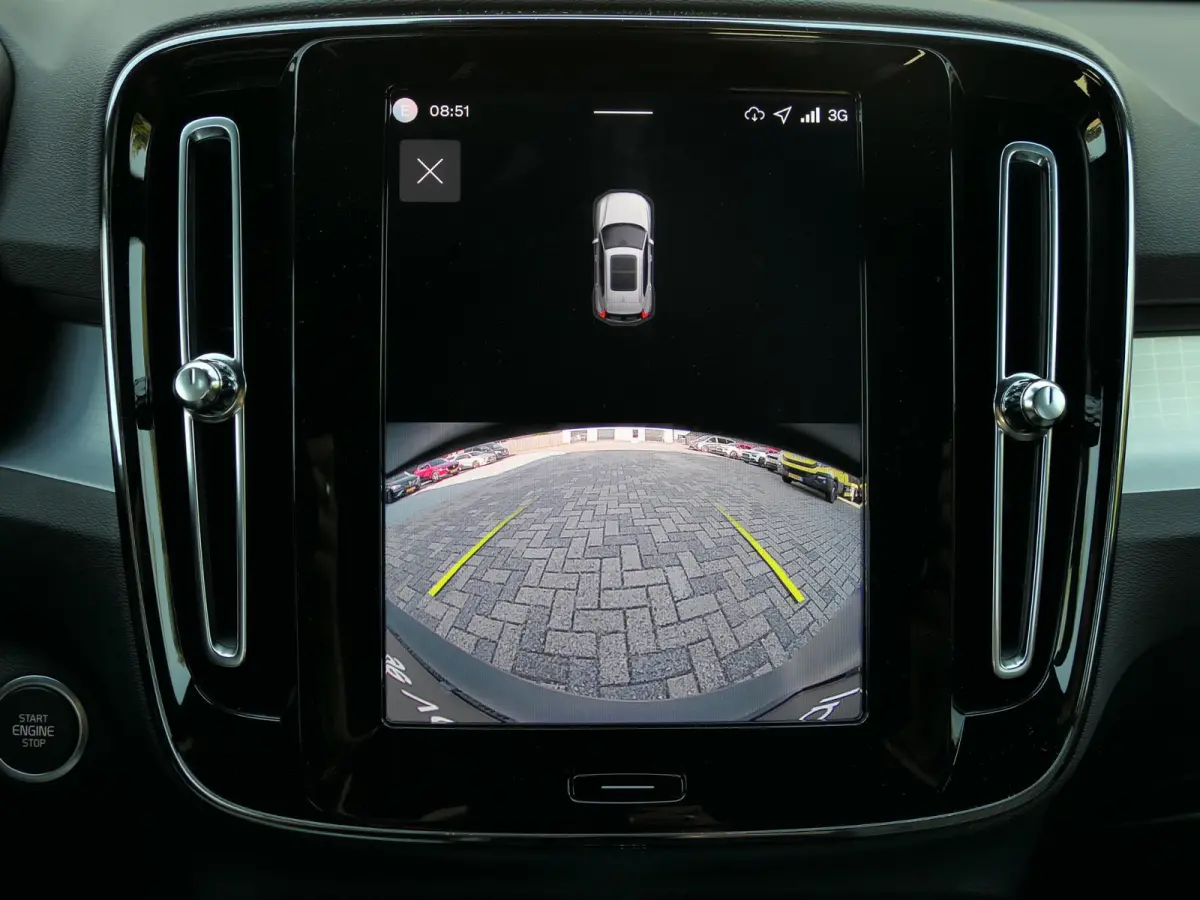 2.0 B3 Plus Black | Harman/Kardon | Memory | Stoel/stuurverwarming | Apple-/Android Carplay | 20 inch zwarte velgen | Draadloze telefoon oplader | Google | BLIS | ACC