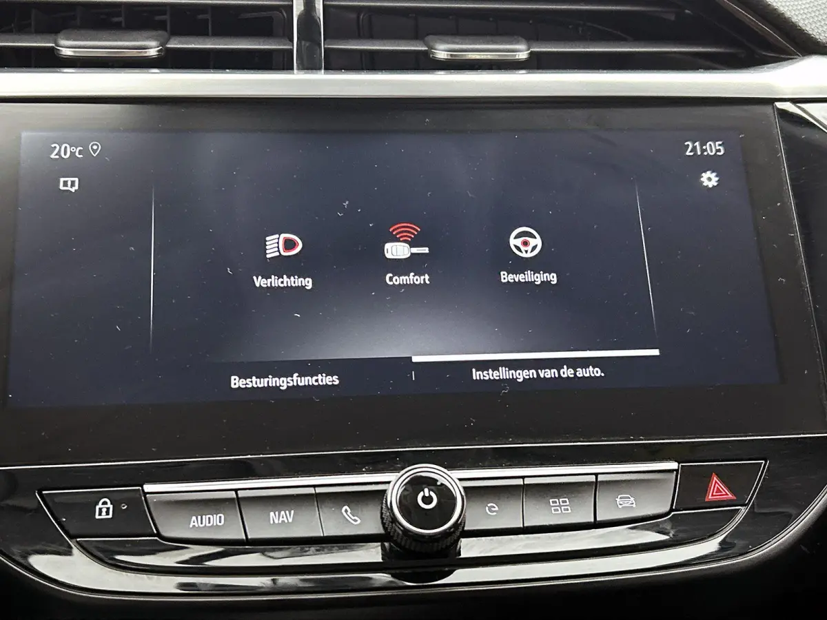 e-Launch Edition 50 kWh Adaptieve Cruise | Stuur + Stoelverwarming | Apple Carplay Android Auto | 17'' | Camera | Draadloos laden |