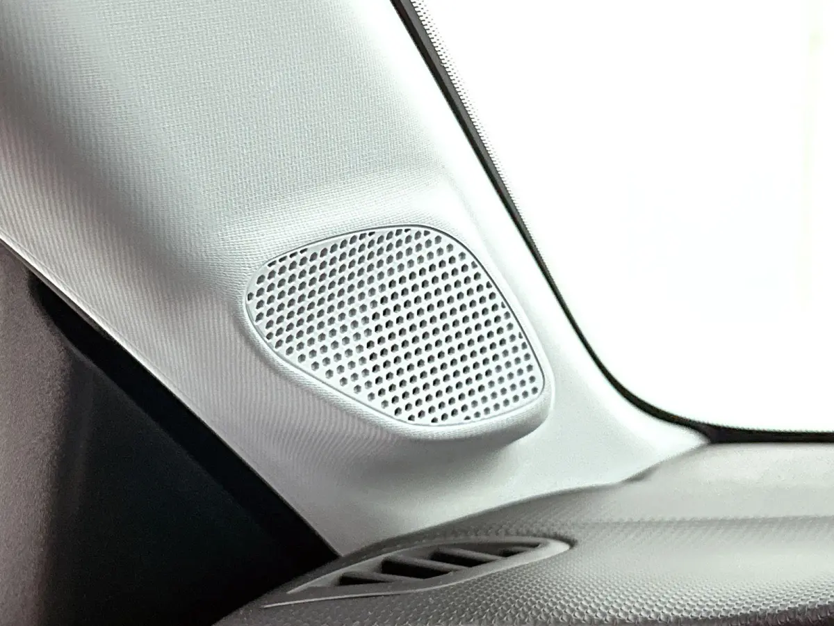 e-Launch Edition 50 kWh Adaptieve Cruise | Stuur + Stoelverwarming | Apple Carplay Android Auto | 17'' | Camera | Draadloos laden |