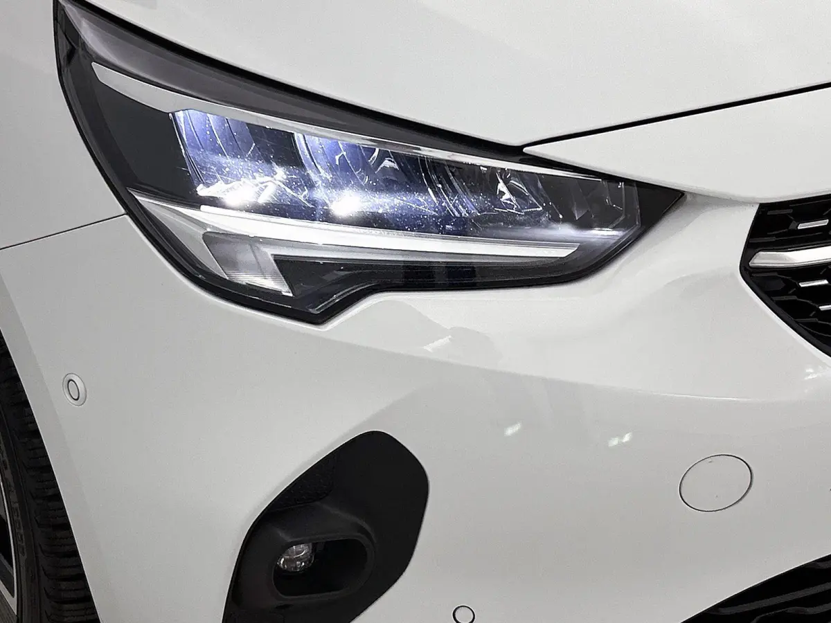 e-Launch Edition 50 kWh Adaptieve Cruise | Stuur + Stoelverwarming | Apple Carplay Android Auto | 17'' | Camera | Draadloos laden |