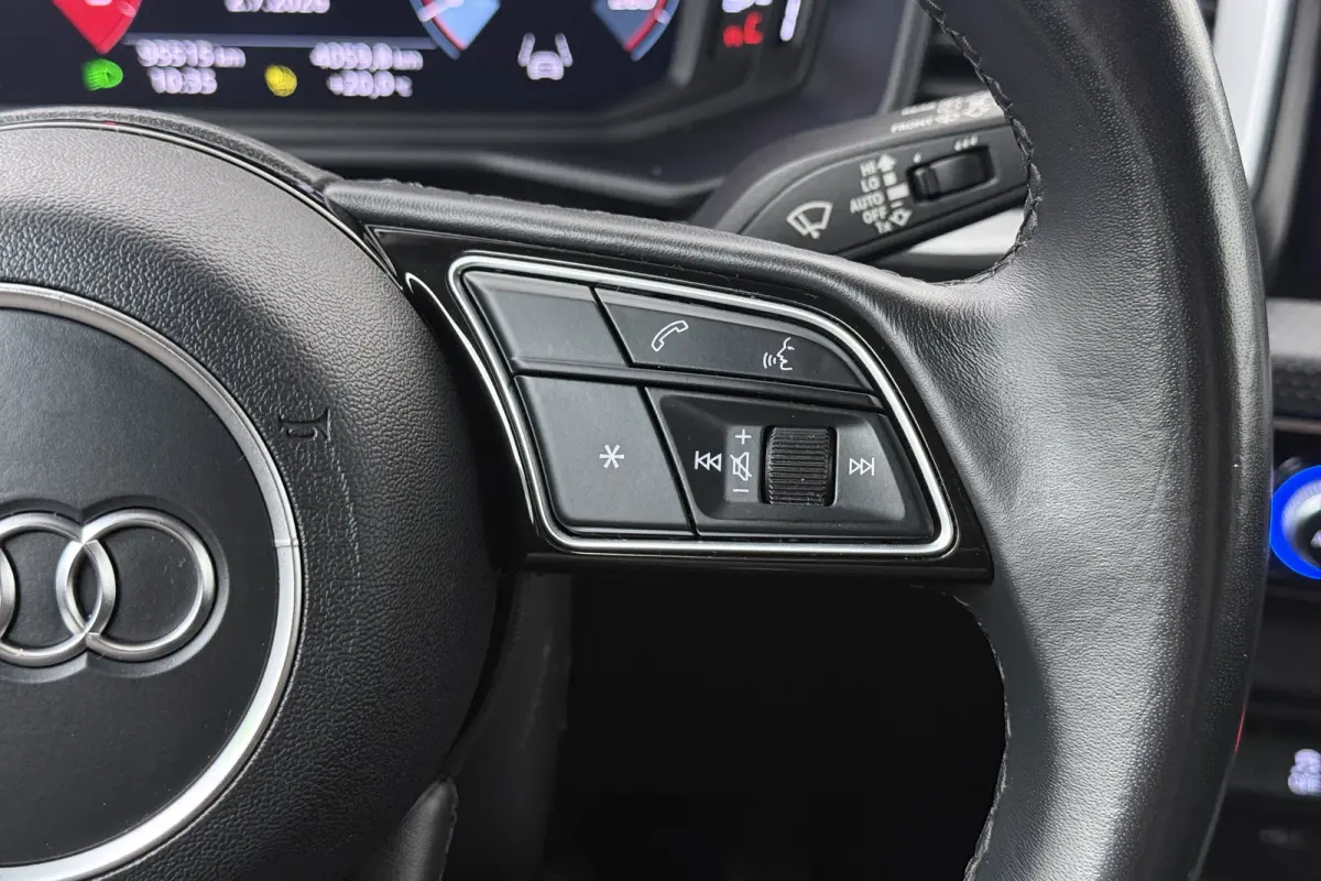 30 111PK Aut TFSI S-Line Black Ed. Leder Ad.Cruise Sonos-Audio