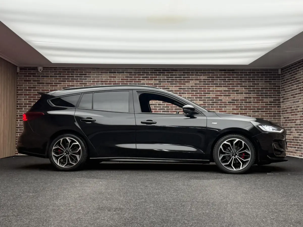 1.0 EcoBoost Hybrid ST Line Style