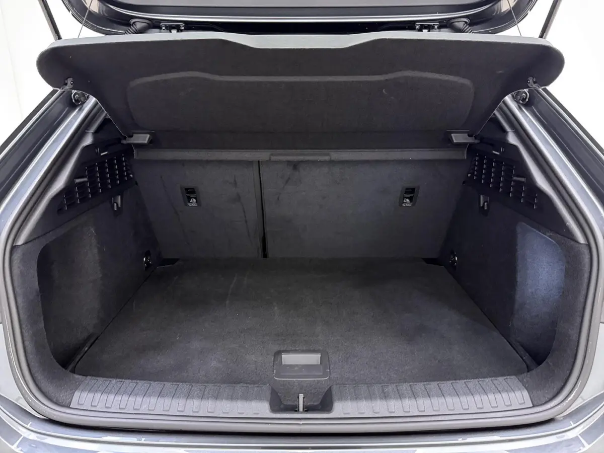 30 TFSI S edition | Keyless | S-line | Apple Carplay | Cruise Control |