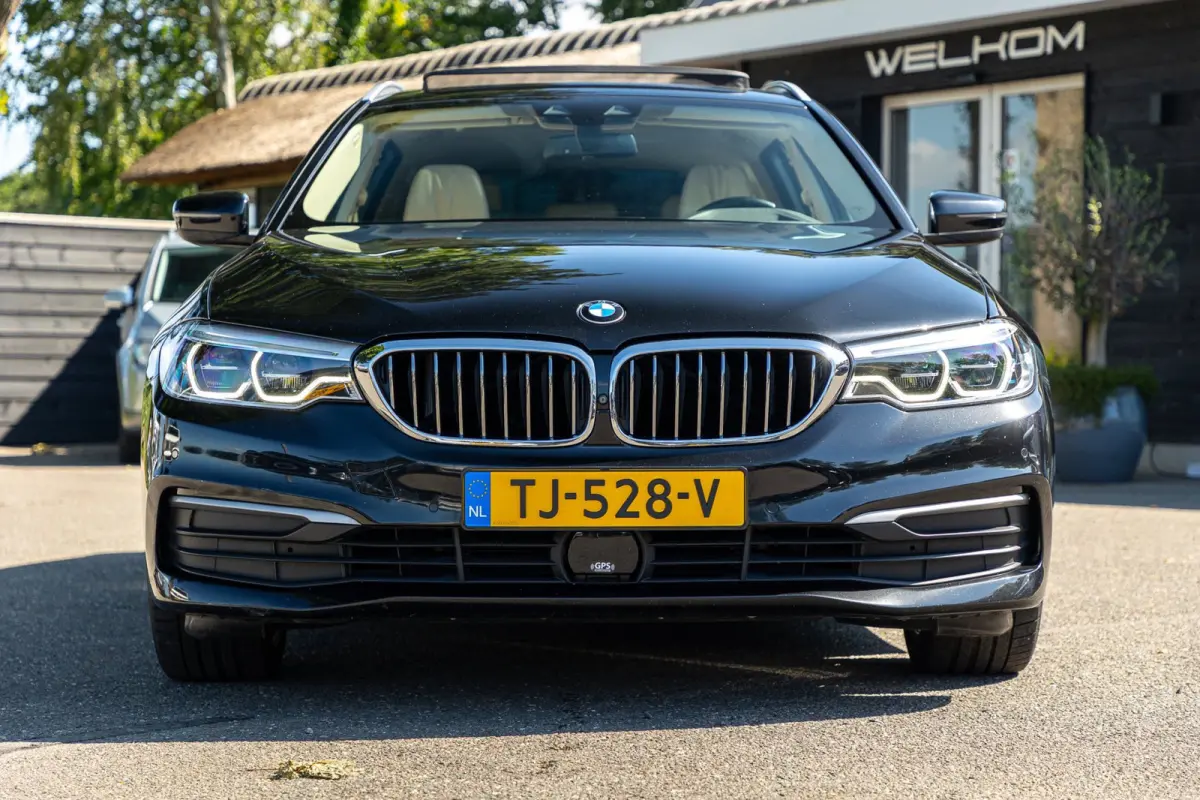 520i High Executive I Comfort I Hud I Panoramadak I Keurige nette auto
