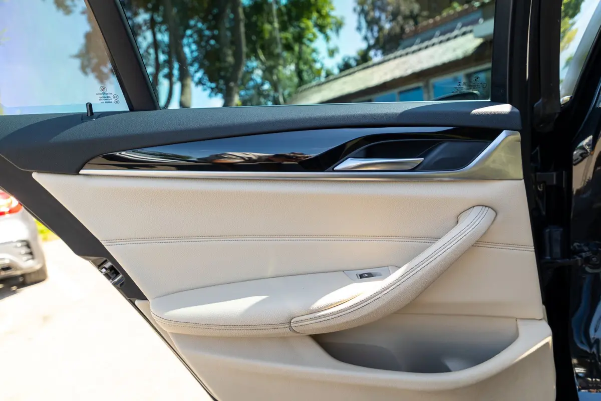 520i High Executive I Comfort I Hud I Panoramadak I Keurige nette auto