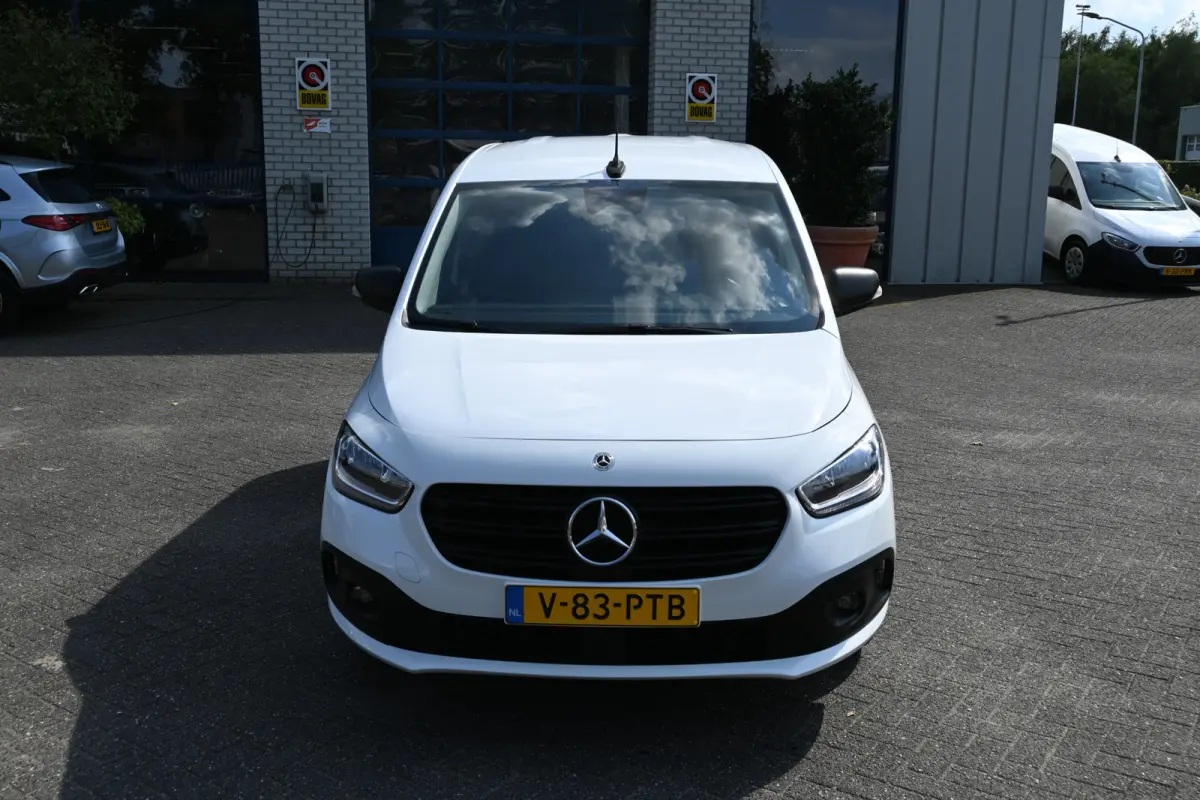 110 CDI L1 Pro 3 Zitplaatsen, Camera, Trekhaak