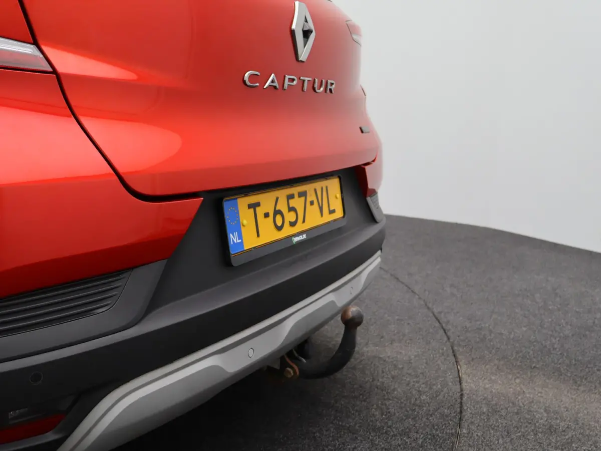 evolution E-Tech hybrid 145 | Trekhaak | Parkeercamera | Navigatie |