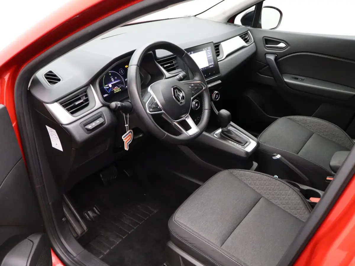 evolution E-Tech hybrid 145 | Trekhaak | Parkeercamera | Navigatie |