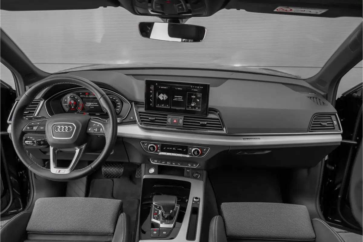 55 TFSI e S-Line Luchtvering ACC B&O Black Pack Trekhaak