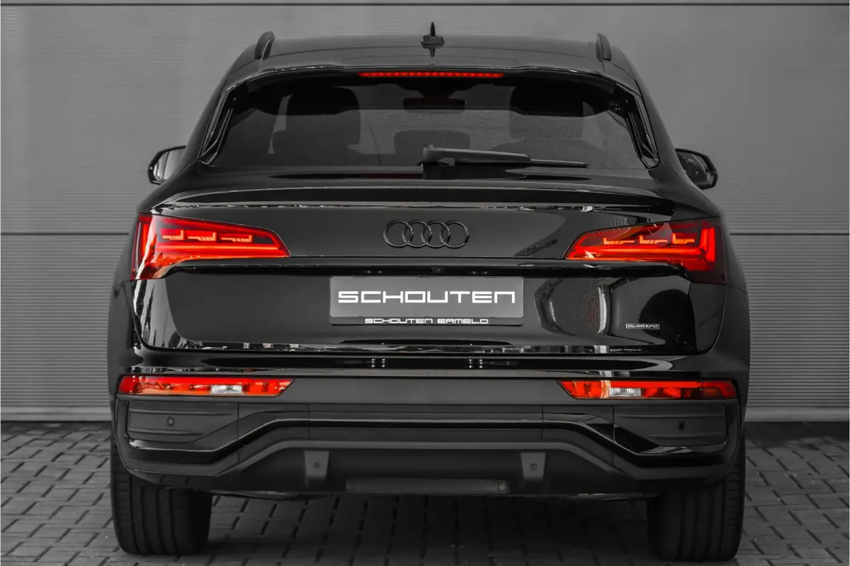 55 TFSI e S-Line Luchtvering ACC B&O Black Pack Trekhaak