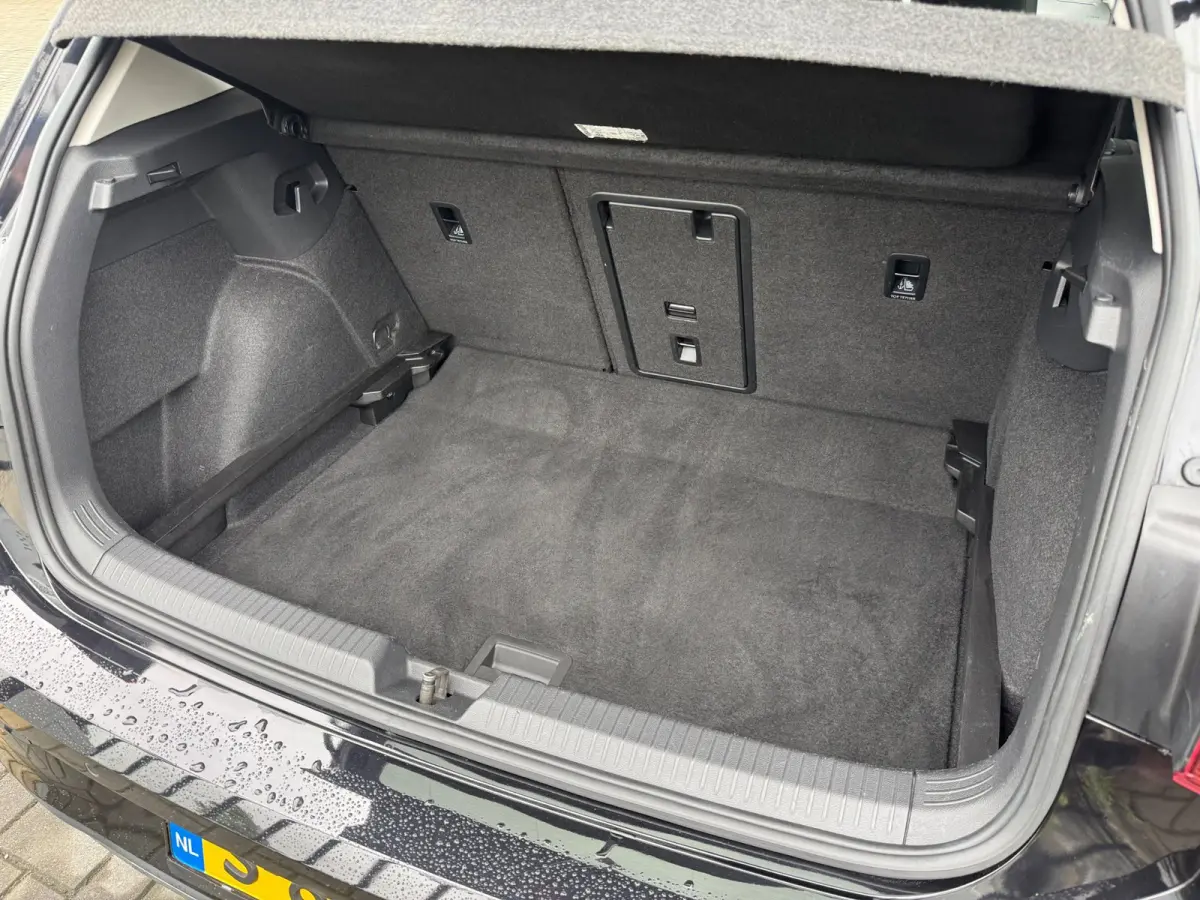1.5 TSI Style | ALL-SEASON BANDEN | Met o.a. adaptive cruise, climate, achteruitrijcamera, stoelverwarming en PDC!