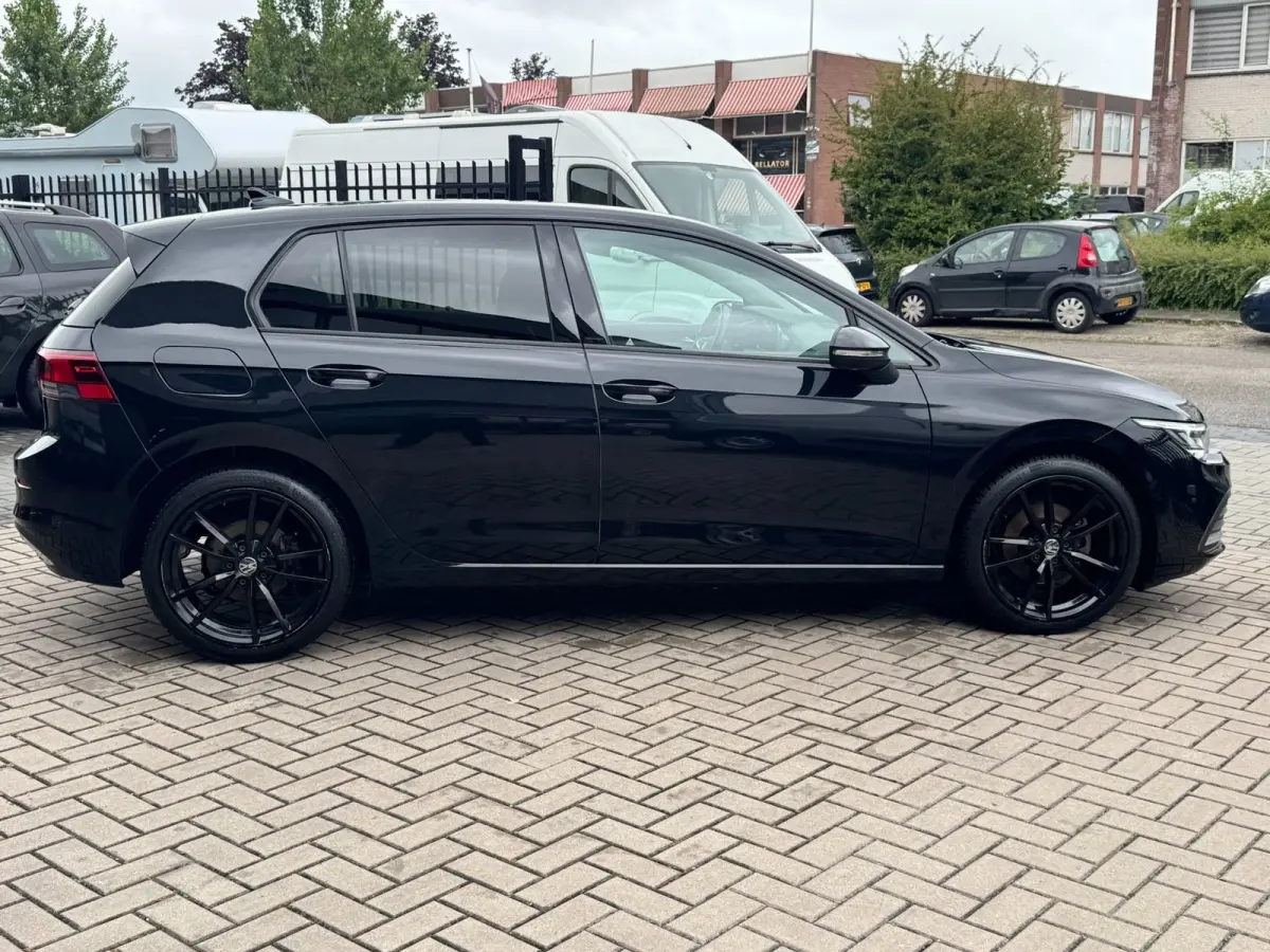 1.5 TSI Style | ALL-SEASON BANDEN | Met o.a. adaptive cruise, climate, achteruitrijcamera, stoelverwarming en PDC!
