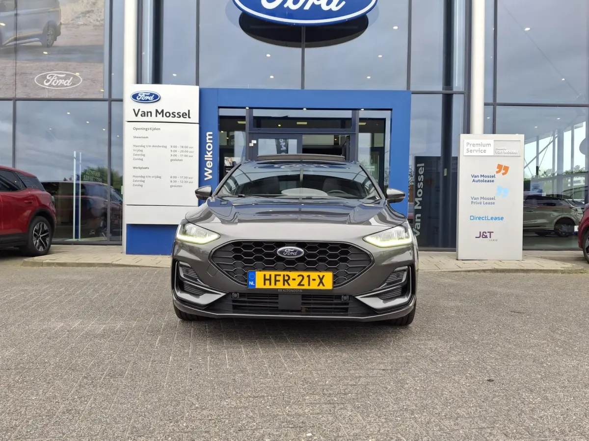 1.0 EcoBoost Hybrid ST Line X | Automaat | Leder | Pano | Winterpack | Adaptive Cruise | Blind Spot | Elektrische Stoelen | Camera |