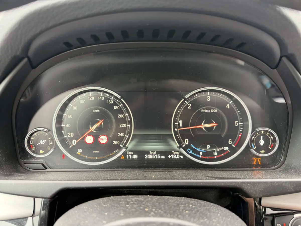 xDrive30d High Executive M-Sport | Panoramadak | 360* Camera | Harmon Kardon | Elektrische Achterklep | Elektrische Trekhaak |