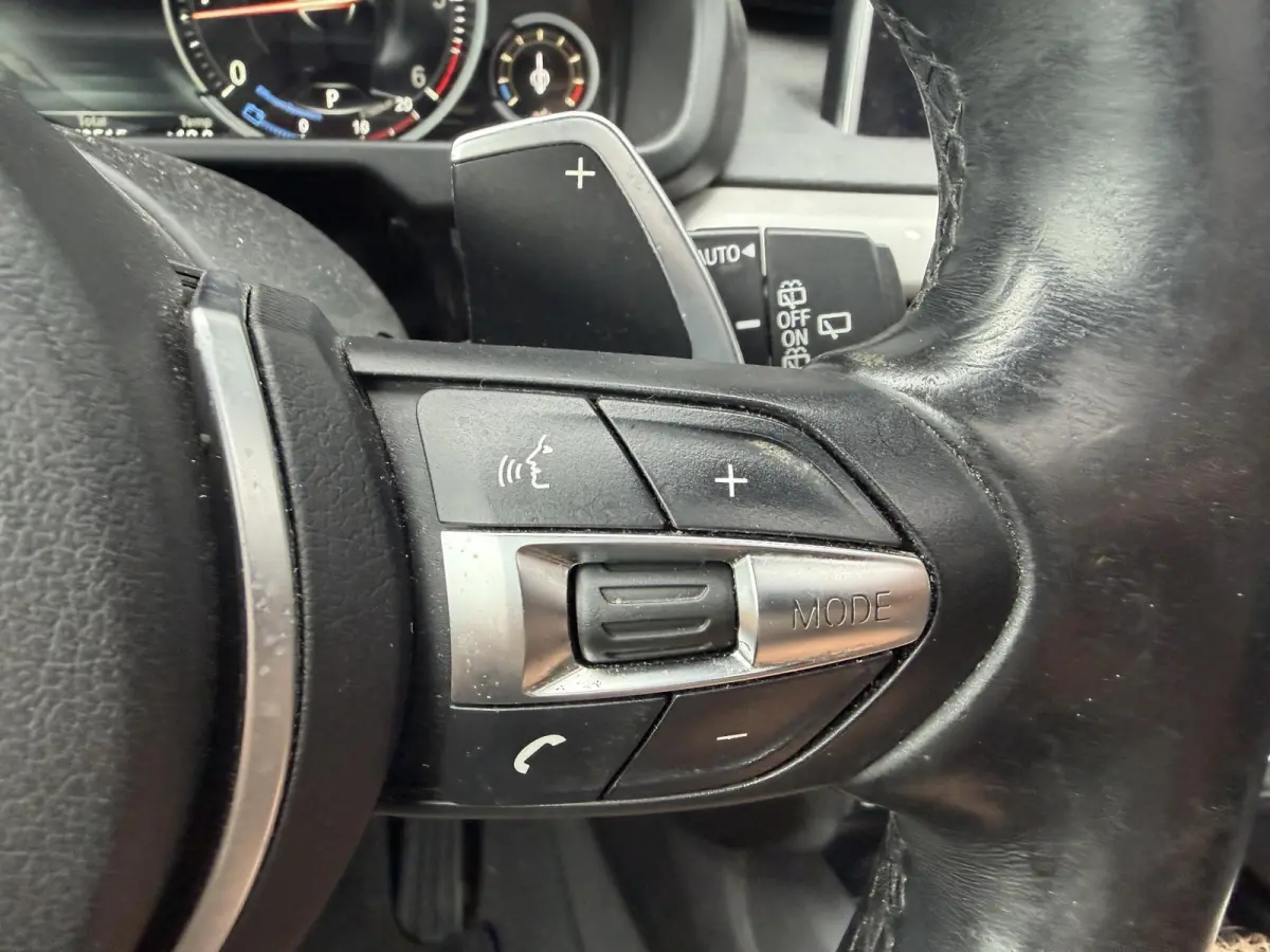 xDrive30d High Executive M-Sport | Panoramadak | 360* Camera | Harmon Kardon | Elektrische Achterklep | Elektrische Trekhaak |