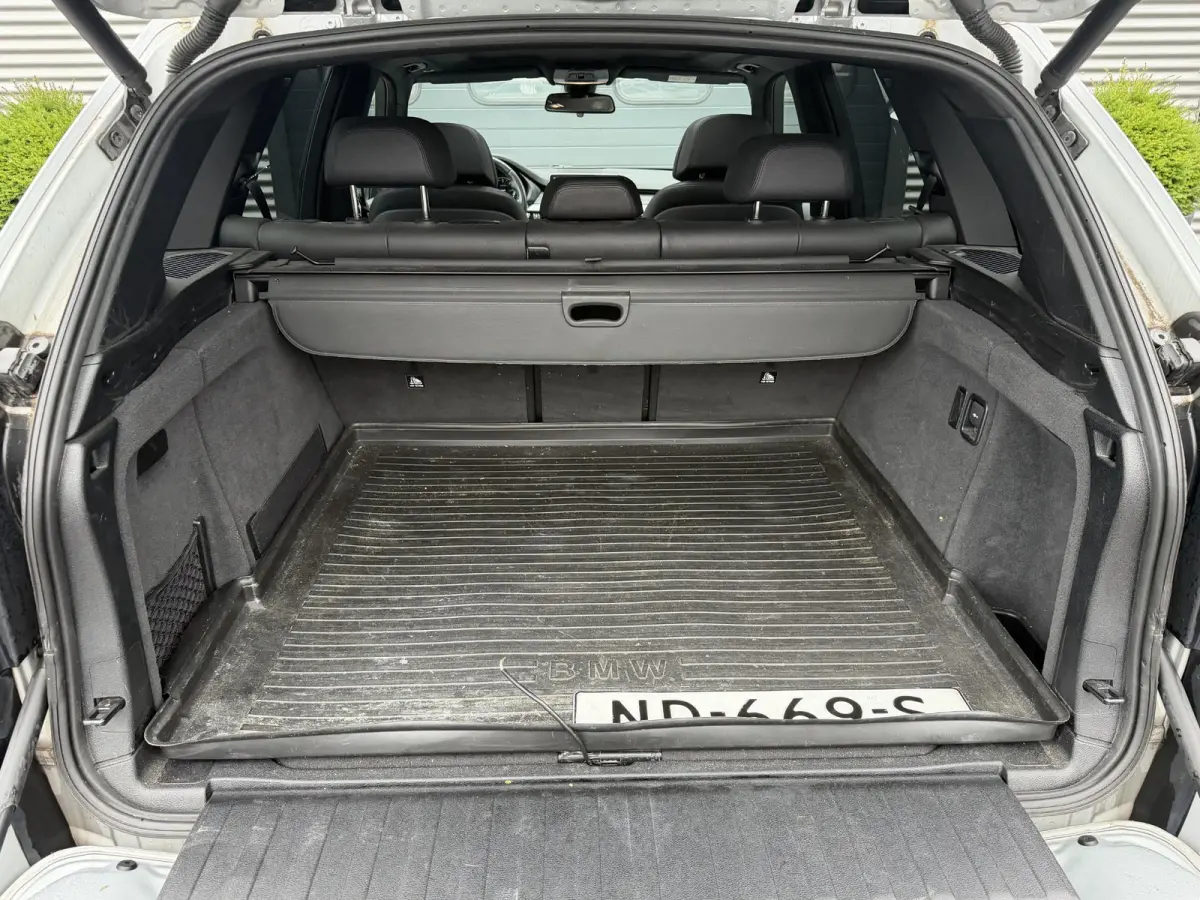 xDrive30d High Executive M-Sport | Panoramadak | 360* Camera | Harmon Kardon | Elektrische Achterklep | Elektrische Trekhaak |