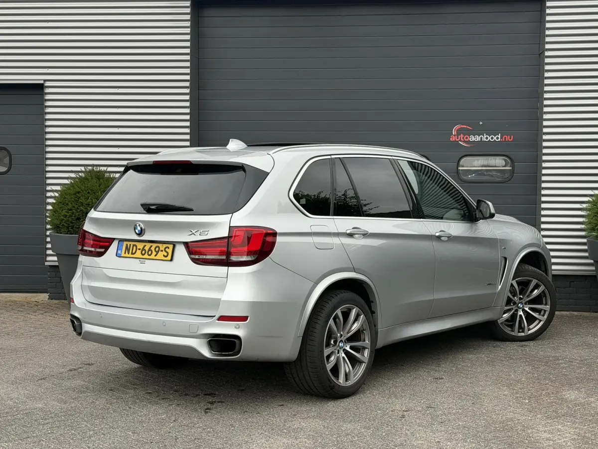 xDrive30d High Executive M-Sport | Panoramadak | 360* Camera | Harmon Kardon | Elektrische Achterklep | Elektrische Trekhaak |