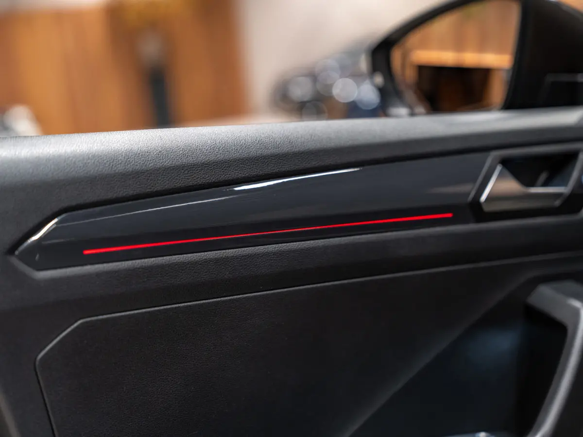 1.5 TSI 150PK DSG Sport, Voll Led, Virtual Cockpit, Apple Carplay, Cam, ACC, Clima, Private Glas, Voll Onderhoud