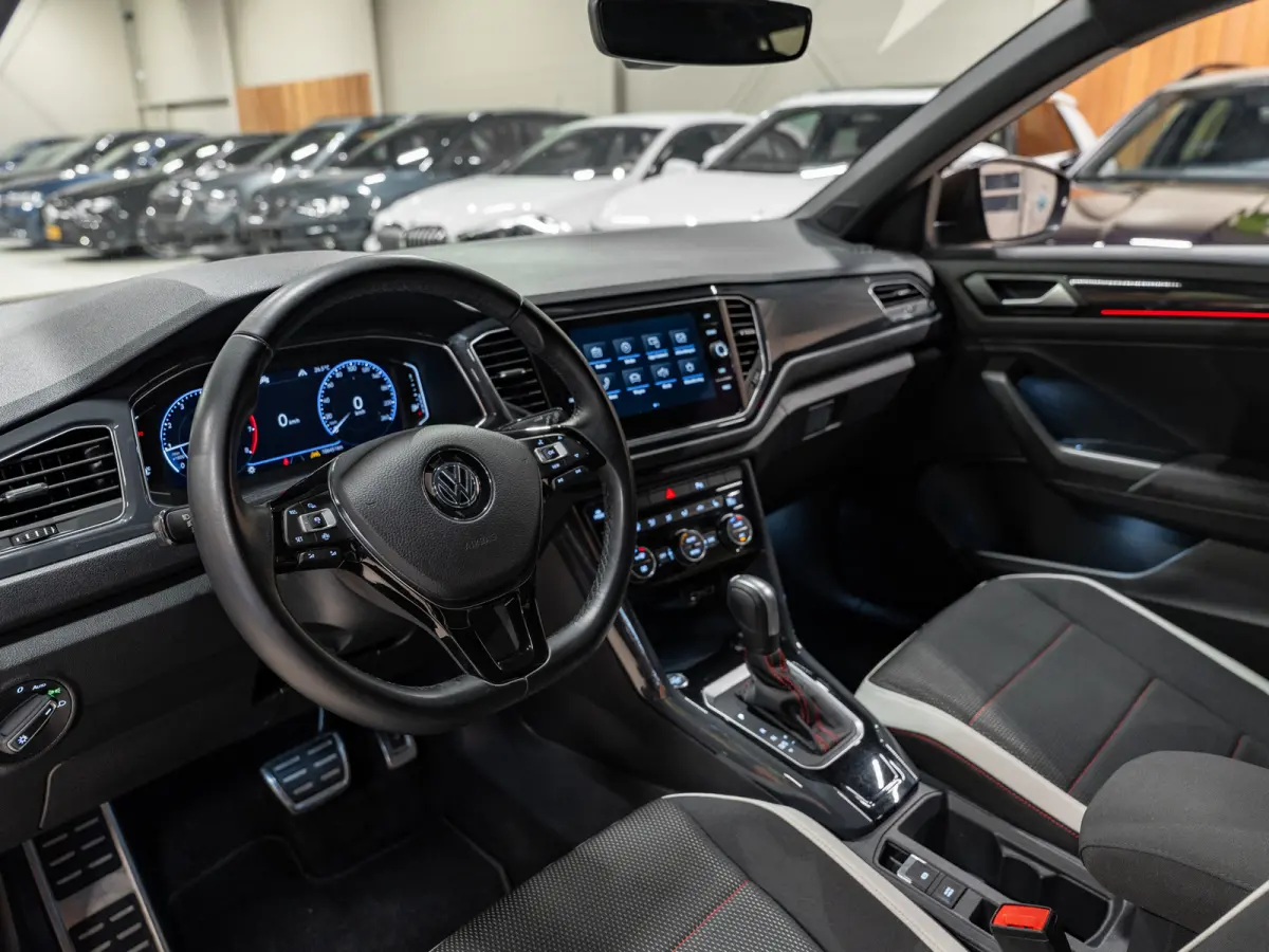 1.5 TSI 150PK DSG Sport, Voll Led, Virtual Cockpit, Apple Carplay, Cam, ACC, Clima, Private Glas, Voll Onderhoud