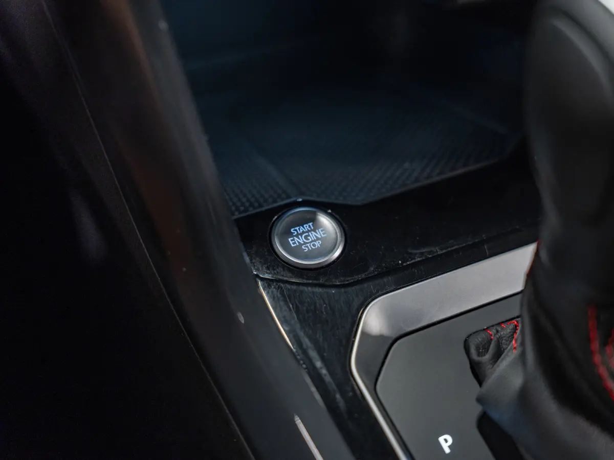 1.5 TSI 150PK DSG Sport, Voll Led, Virtual Cockpit, Apple Carplay, Cam, ACC, Clima, Private Glas, Voll Onderhoud