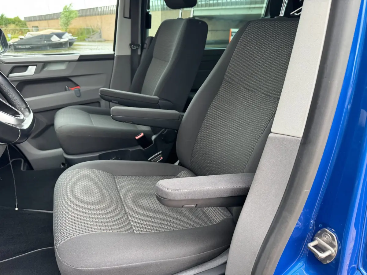 2.0 TDI L2H1 30 DC Bulli **CAMERA + CRUISE + 2x SCHUIFDEUR + STOELVERW**