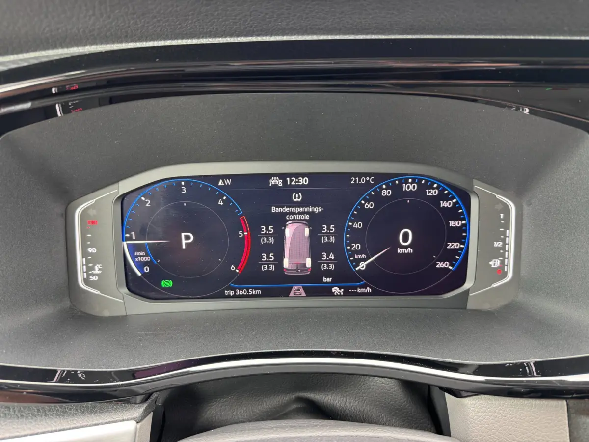 2.0 TDI L2H1 30 DC Bulli **CAMERA + CRUISE + 2x SCHUIFDEUR + STOELVERW**