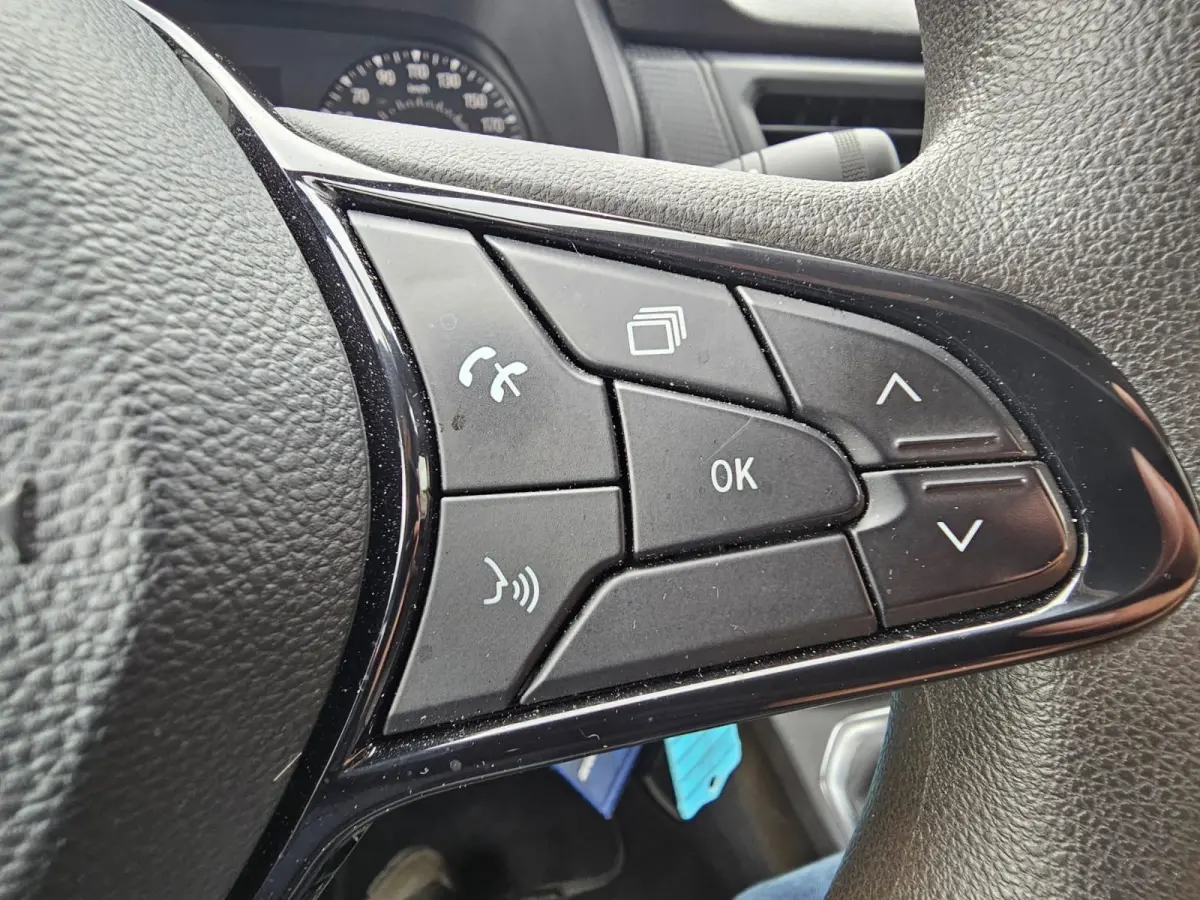 2.0 dCi 150PK T29 L1H1 Comfort | Automaat | LED | Trekhaak | Navi | Camera | PDC | App-Connect |