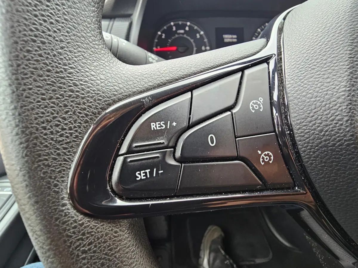 2.0 dCi 150PK T29 L1H1 Comfort | Automaat | LED | Trekhaak | Navi | Camera | PDC | App-Connect |