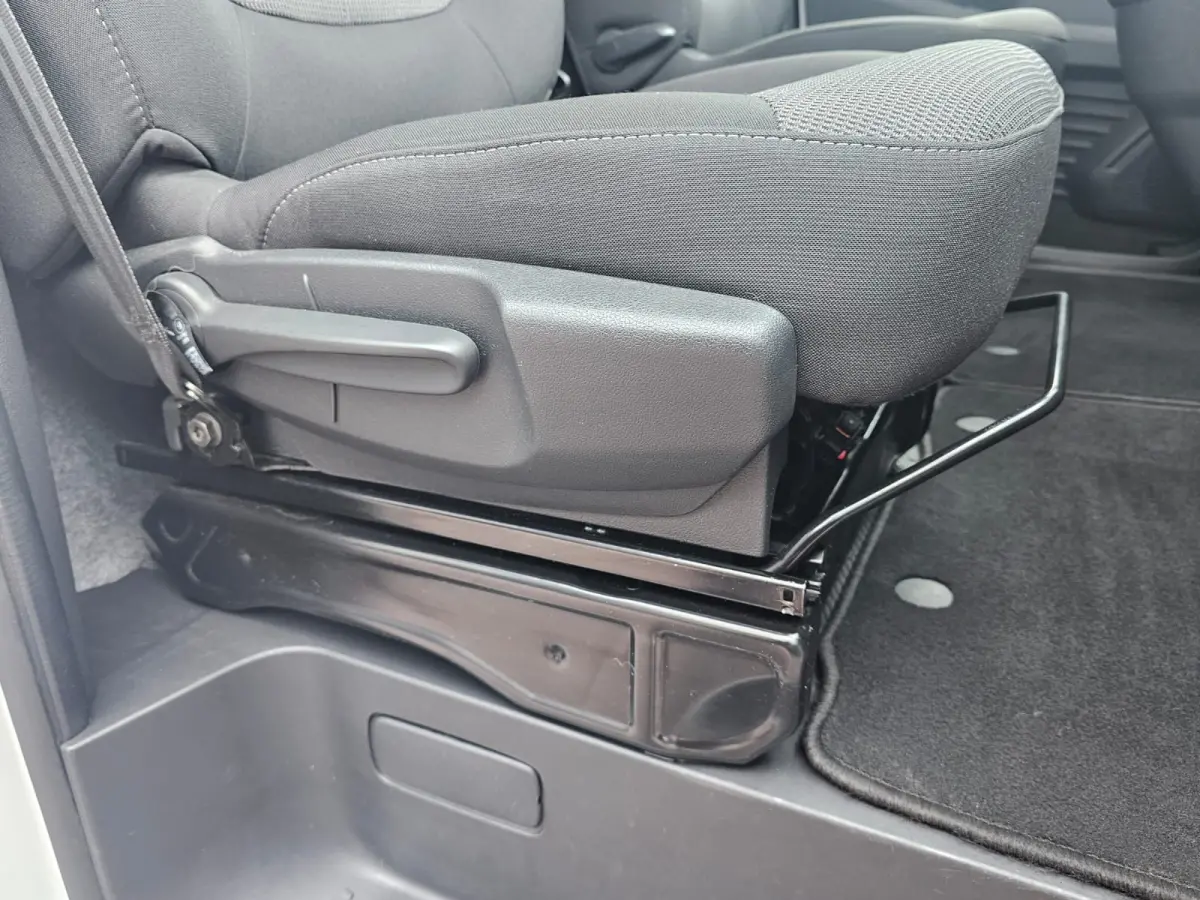 2.0 dCi 150PK T29 L1H1 Comfort | Automaat | LED | Trekhaak | Navi | Camera | PDC | App-Connect |