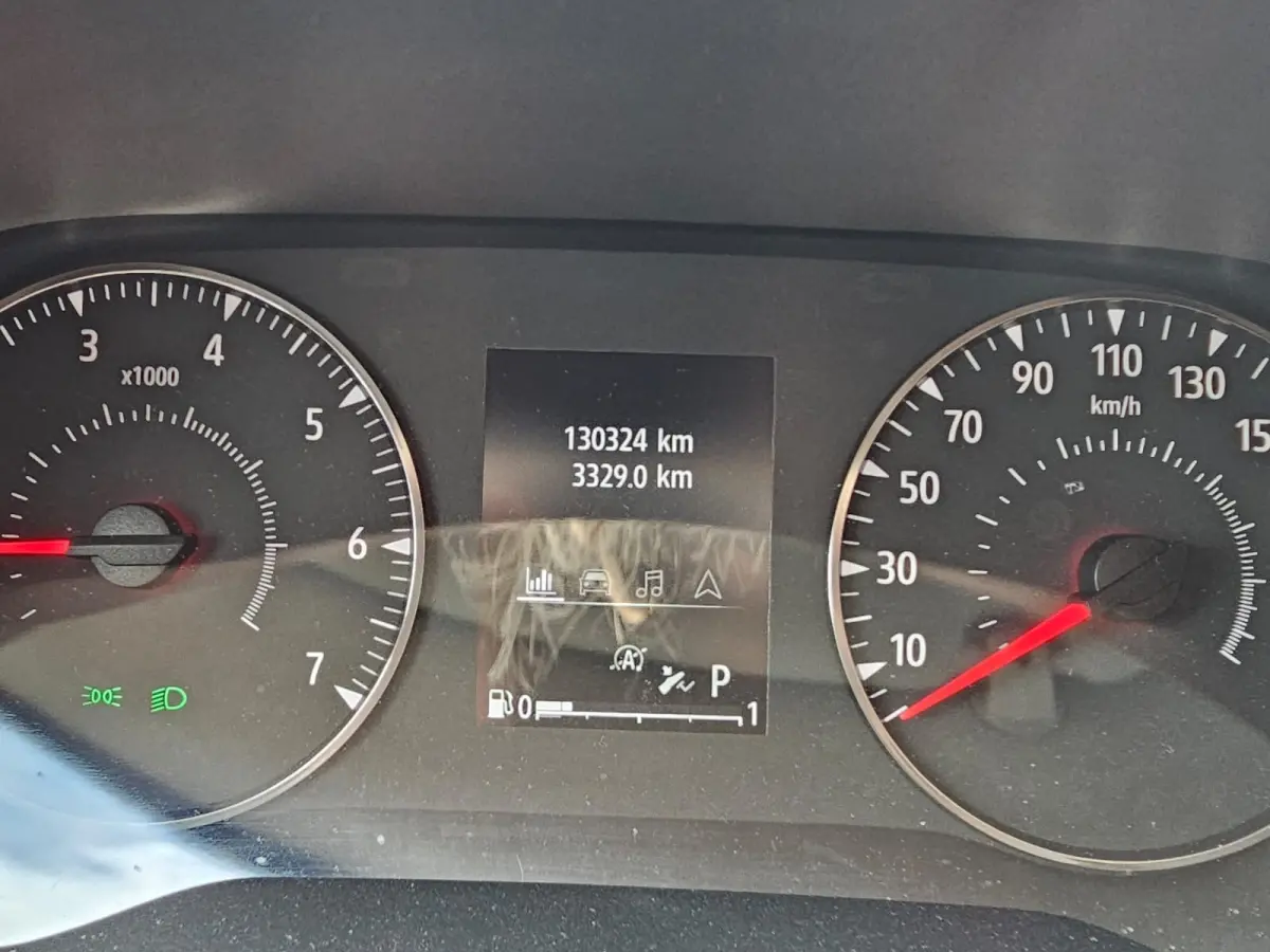 2.0 dCi 150PK T29 L1H1 Comfort | Automaat | LED | Trekhaak | Navi | Camera | PDC | App-Connect |