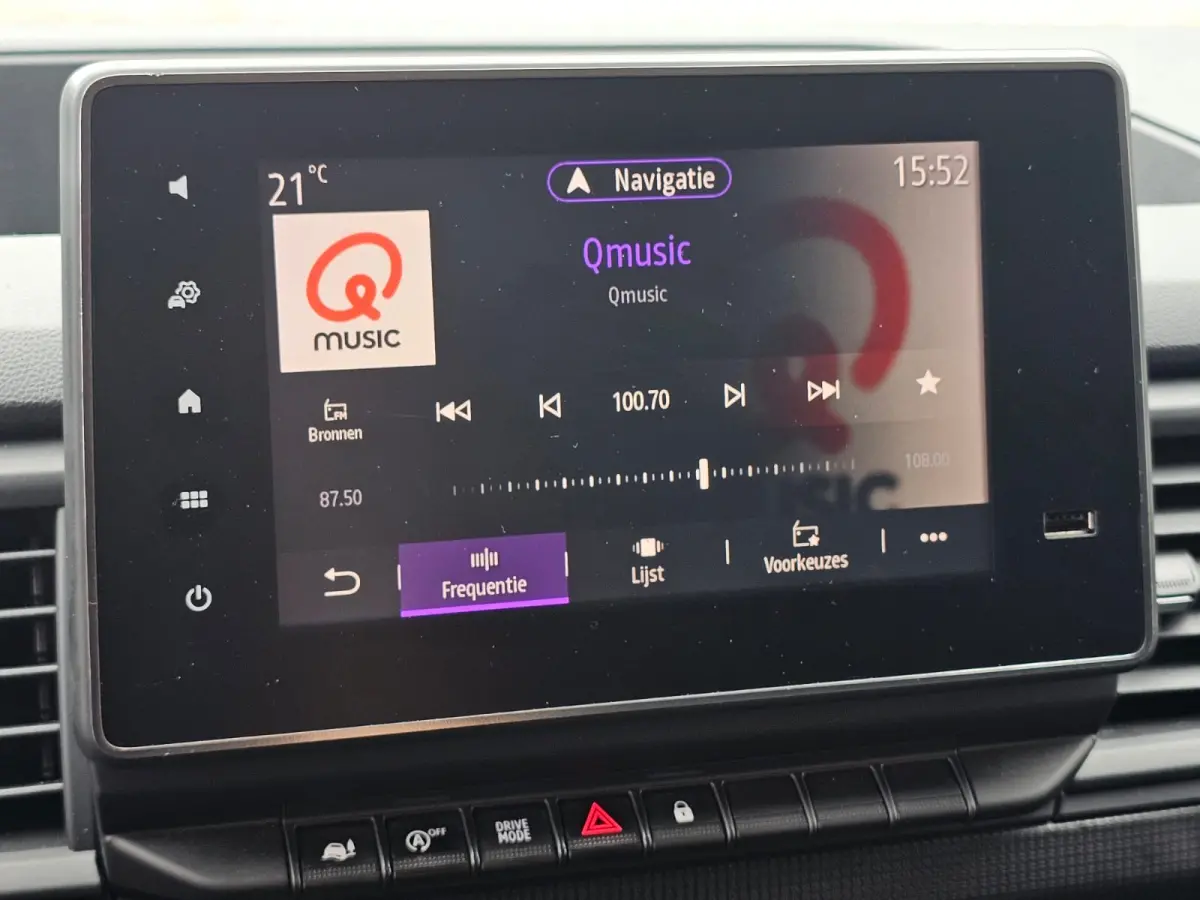 2.0 dCi 150PK T29 L1H1 Comfort | Automaat | LED | Trekhaak | Navi | Camera | PDC | App-Connect |
