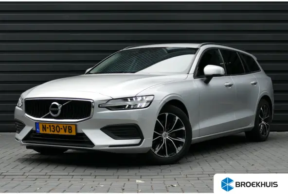 2.0 B3 MOMENTUM ADVANTAGE / CAMERA / LED / 17"LMV / NAVI / CLIMA / PDC / BLUETOOTH / CRUISECONTROL / 1E EIGENAAR / SCHITTERENDE STAAT !!