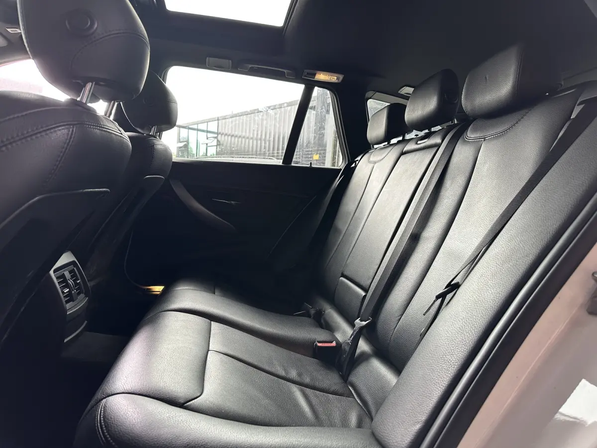 328i | M-SPORT | NL-Auto | PANODAK | LEER | SportAUT