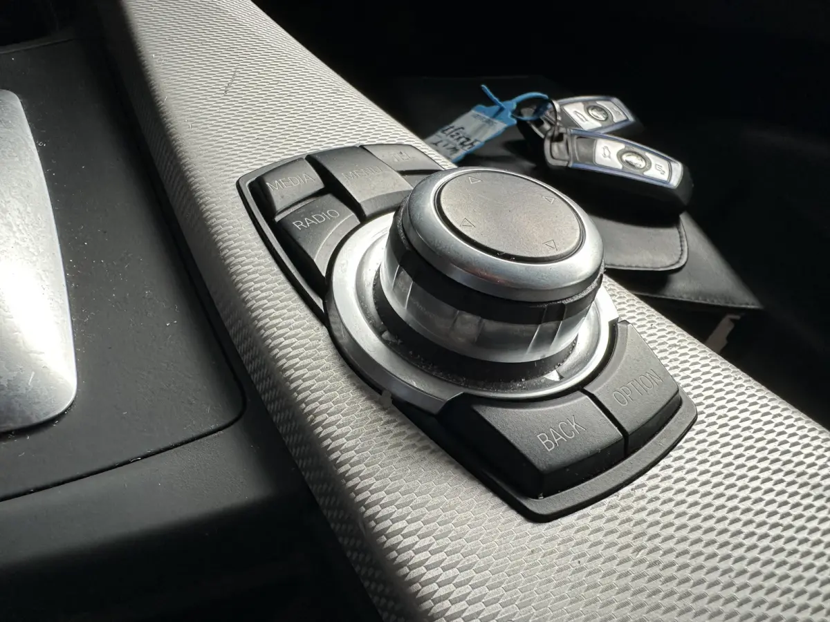 328i | M-SPORT | NL-Auto | PANODAK | LEER | SportAUT