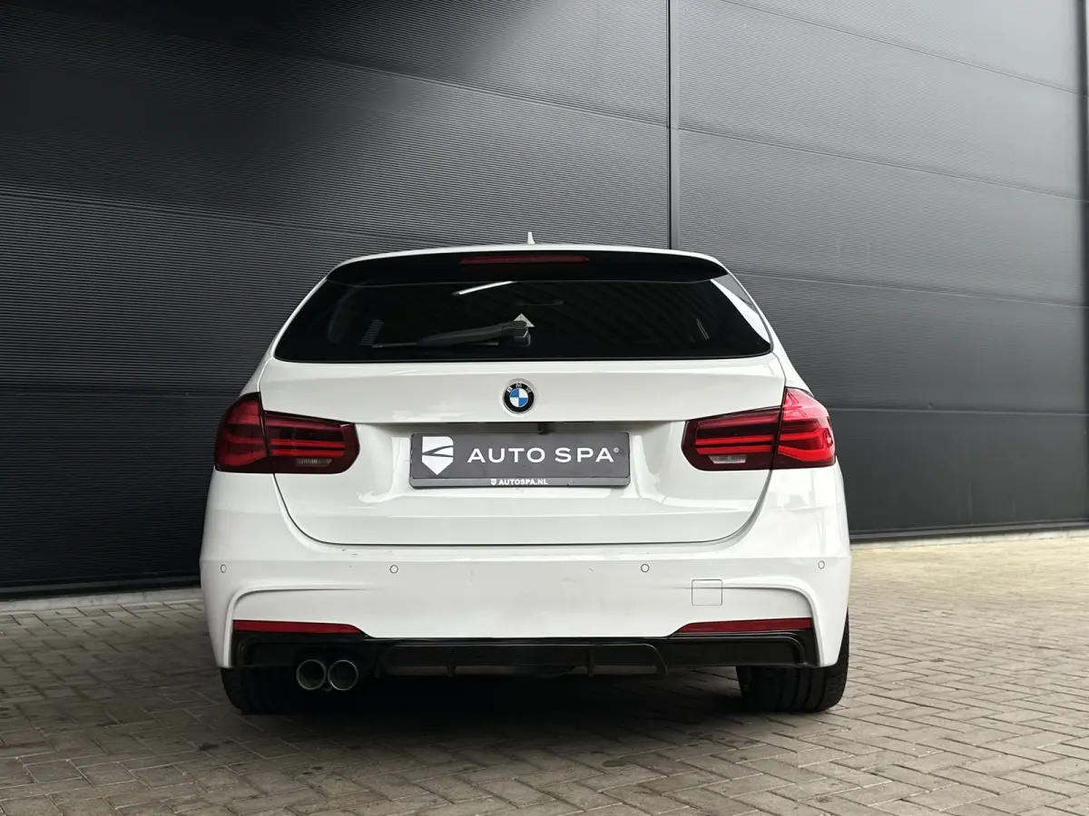328i | M-SPORT | NL-Auto | PANODAK | LEER | SportAUT
