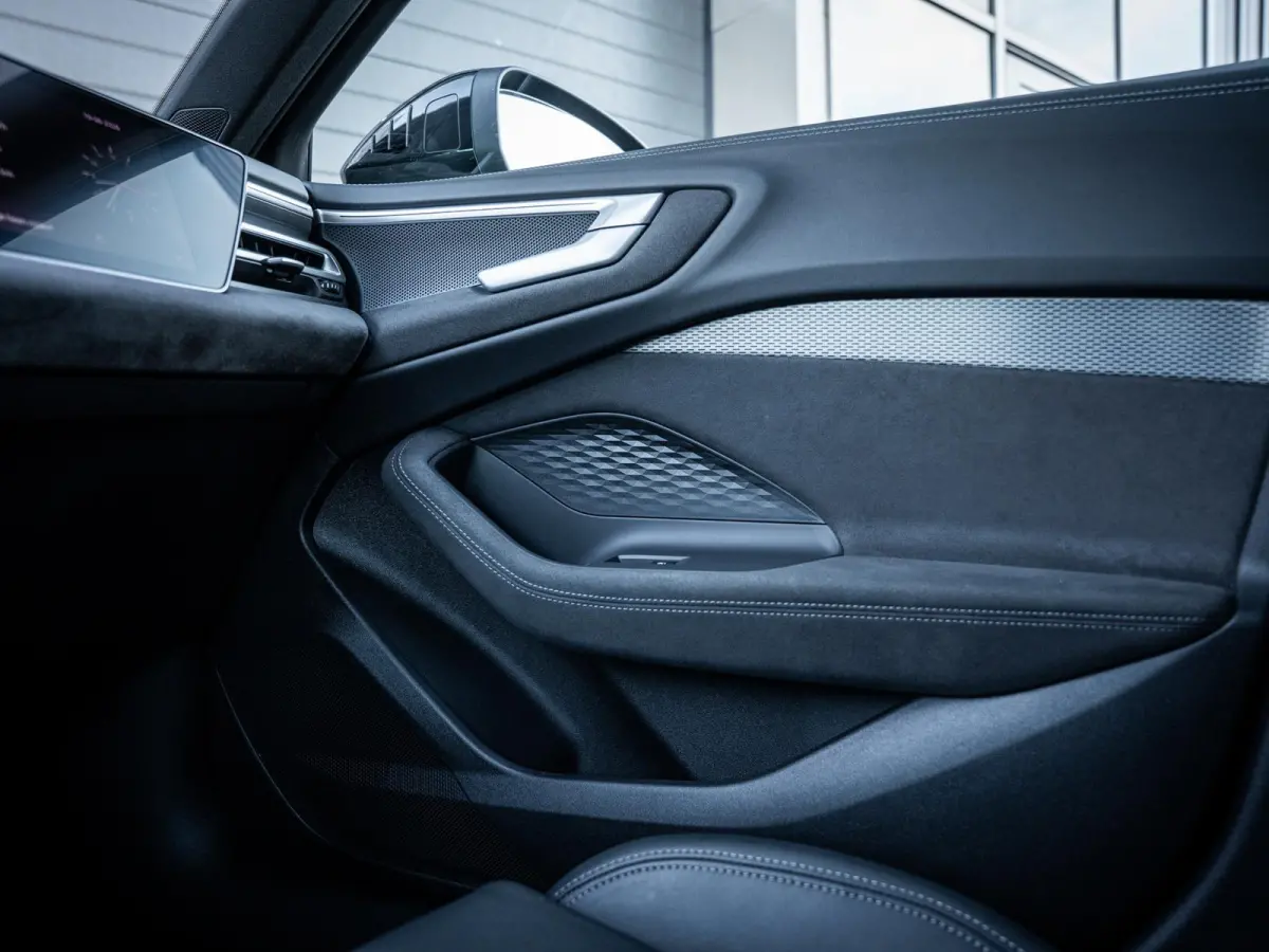 Avant 2.0 quattro S edition - Passenger Displ. l Panorama l 360cam