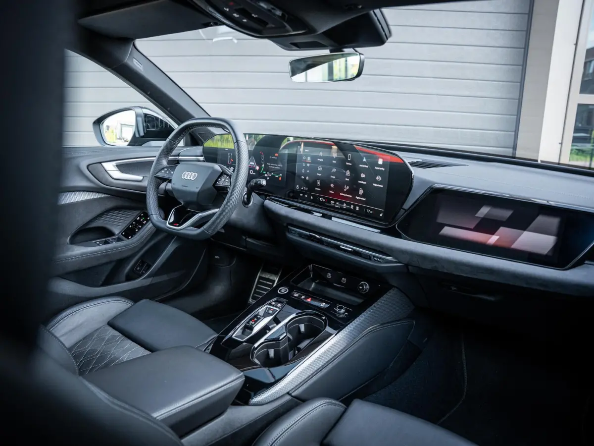 Avant 2.0 quattro S edition - Passenger Displ. l Panorama l 360cam