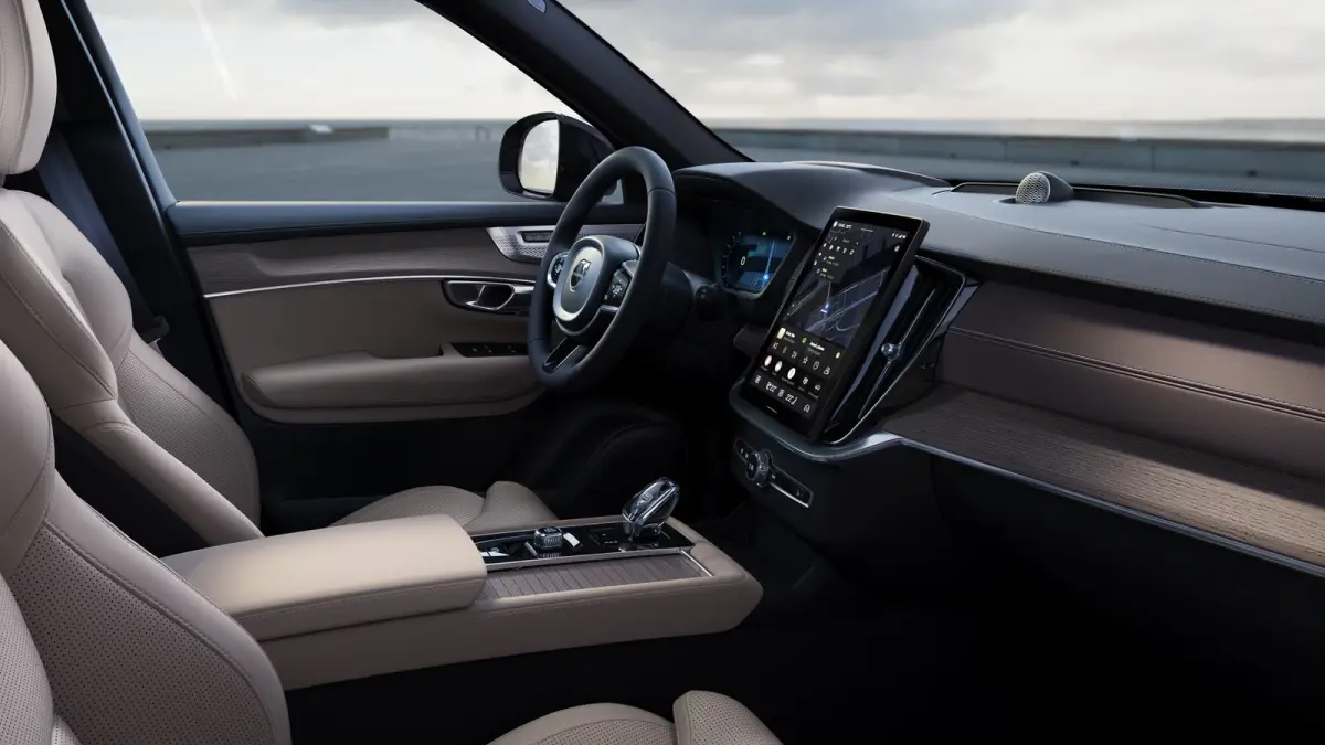 2.0 T8 Plug-in hybrid AWD Ultra Dark Exec. Ed. | Extra getint glas | Luchtvering | 22" lichtmetalen velgen | Massagefunctie voorstoelen | Bowers & Wilkens audiosysteem